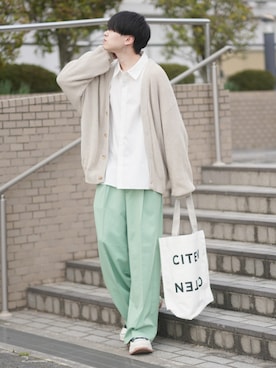 「neos（ネオス）のアイテム（トップス）」を使った、SHOTAさん（メンズ・176cm）の春コーディネート