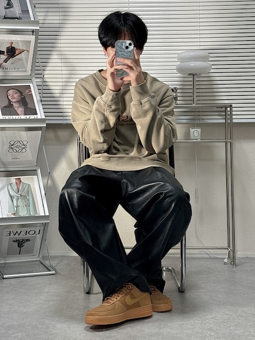 LOCATION EMBROIDERY CREWNECK（スウェット）｜VIVASTUDIO（ビバ