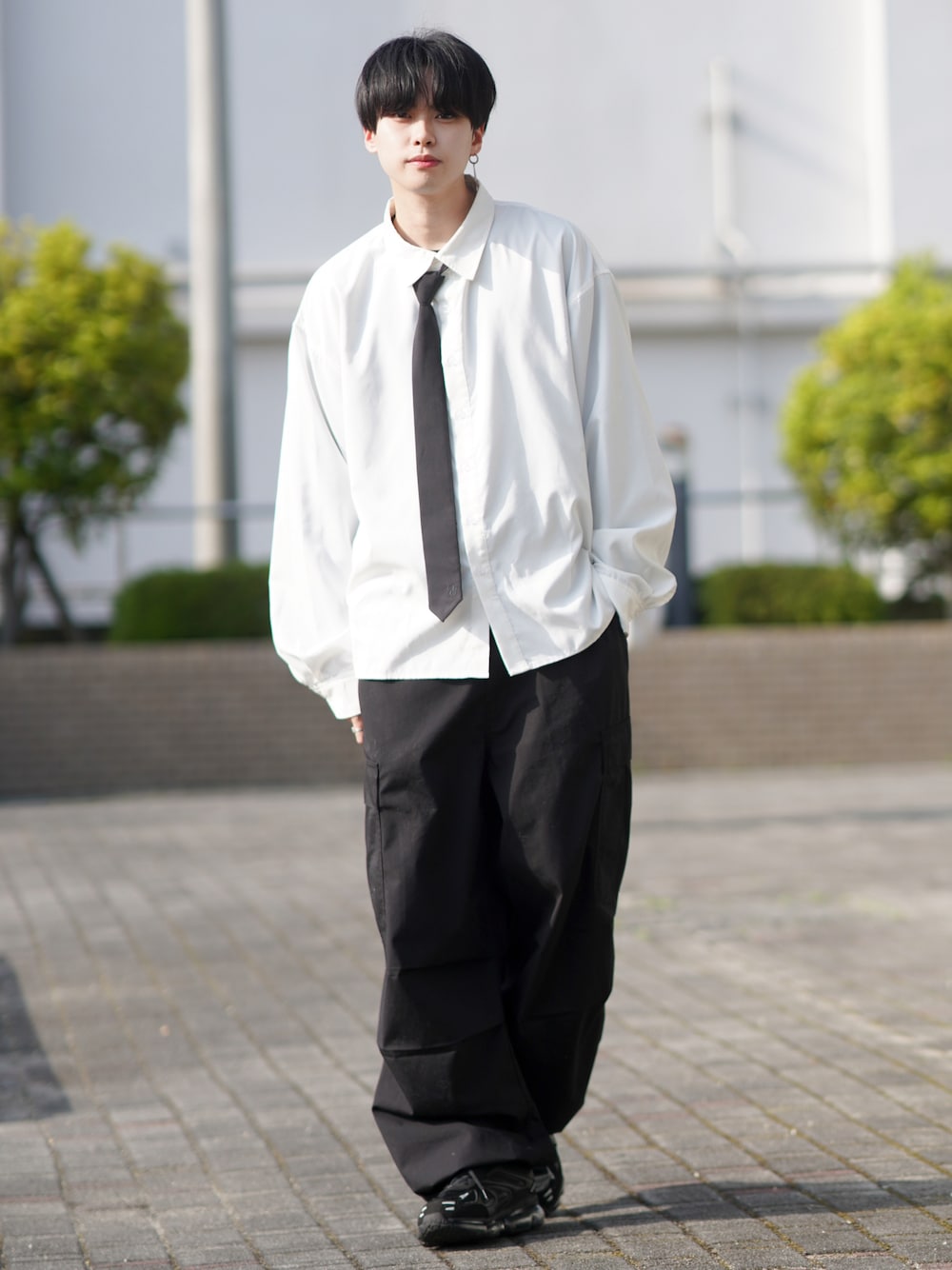 SHOTAさんの「EDEL - ドロップショルダーリラックスストライプシャツ（EDEL）」を使ったコーディネートの1枚目の写真