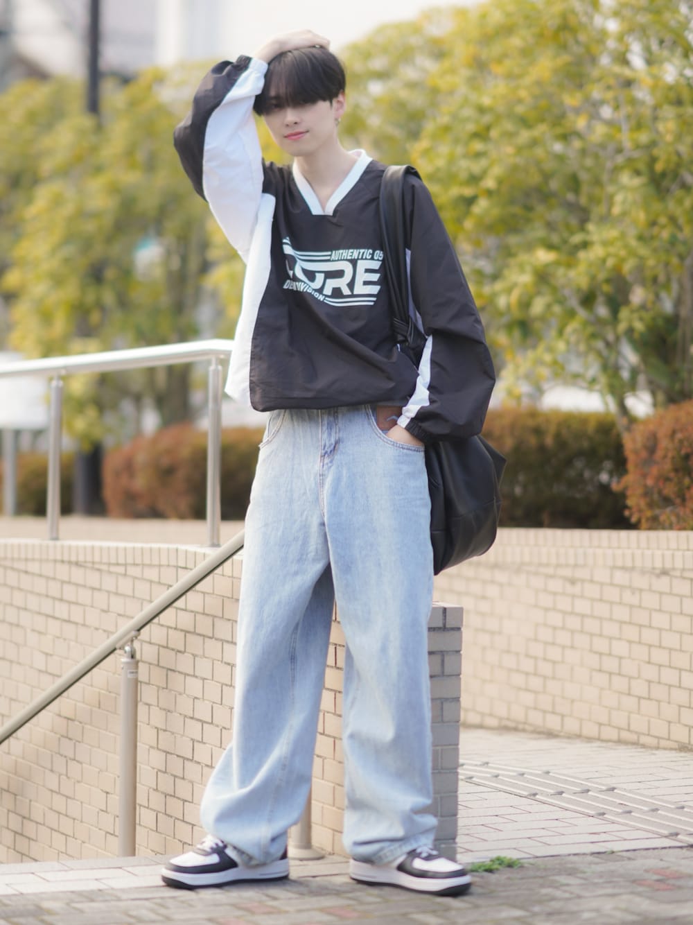 セール】ワイドストレートシルエット ハイウエストデニムパンツ