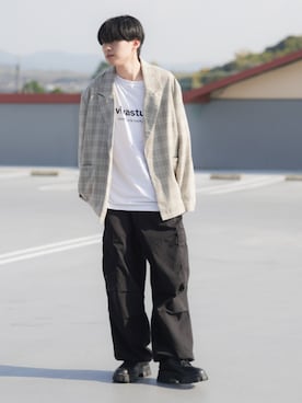 「VIVASTUDIO（ビバスタジオ）のアイテム」を使った、SHOTAさん（メンズ・176cm）の春コーディネート