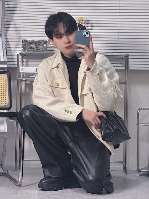 「WYM LIDNM(ウィム バイ リドム)のARTIFICIAL GRAIN COMFORT PANTS(その他パンツ)」を使った、SHOTAさん(メンズ・176cm)の冬コーディネート