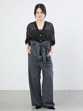 「IENA（イエナ）の《/洗濯機洗い可》シアーVネックカーディガン（Cardigans、ブラック系）」を使った、rioさん（レディース）の夏コーディネート