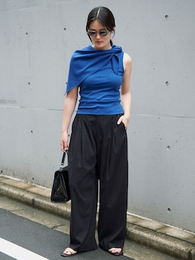 「IENA（イエナ）の《手洗い可》コクーントラウザーズ（Trousers、ブルー系）」を使った、rioさん（レディース）の夏コーディネート