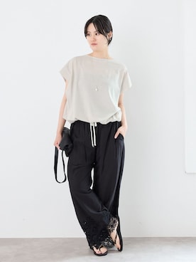 「IENA（イエナ）の《追加》カットワークレースパンツ（Pants、ブラック系）」を使った、rioさん（レディース）の夏コーディネート