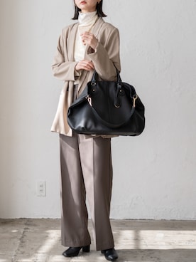 「VitaFelice（ヴィータフェリーチェ）のアイテム（トートバッグ）」を使った、VitaFeliceさん（レディース・169cm）の秋コーディネート