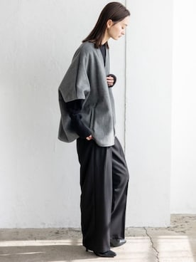 「アイテム（ポンチョ）」を使った、VitaFeliceさん（レディース・169cm）の冬コーディネート