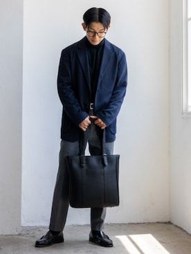 「VitaFelice（ヴィータフェリーチェ）のアイテム（トートバッグ）」を使った、VitaFeliceさん（メンズ・172cm）の秋コーディネート