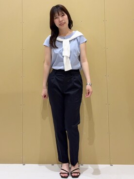 「index（インデックス）の【接触冷感】ビジューキーネックフレンチトップス《UVケア／洗濯機OK／XS～3L／8col》（Tシャツ/カットソー、ブルー系）」を使った、えみりさん（レディース・162cm）の春コーディネート