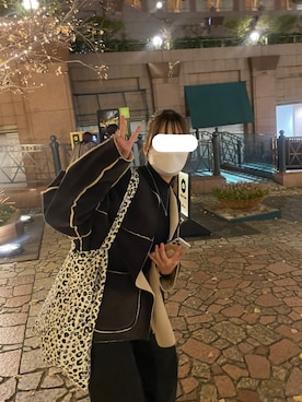 「オールブラック」｜「アイテム（ノーカラーコート）」を使った、おいそさん（レディース・155cm）の冬コーディネート