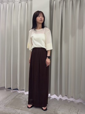 「SENSE OF PLACE by URBAN RESEARCH(センスオブプレイスバイアーバンリサーチ)の『洗濯可』UVケアワイドスリーブシアーニット(ニット/セーター、ホワイト系)」を使った、カワグチさん(レディース・164cm)の夏コーディネート