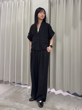 「SENSE OF PLACE by URBAN RESEARCH(センスオブプレイスバイアーバンリサーチ)のミラノクロップドジャケット(テーラードジャケット、ブラック系)」を使った、カワグチさん(レディース・164cm)の春コーディネート