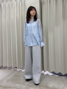 「SENSE OF PLACE by URBAN RESEARCH(センスオブプレイスバイアーバンリサーチ)のシシュウシアーシャツ(シャツ/ブラウス、ブルー系)」を使った、カワグチさん(レディース・164cm)の春コーディネート