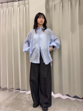 「SENSE OF PLACE by URBAN RESEARCH(センスオブプレイスバイアーバンリサーチ)の『接触冷感/速乾』シアーストライプアレンジシャツ(シャツ/ブラウス、ブルー系)」を使った、カワグチさん(レディース・164cm)の春コーディネート