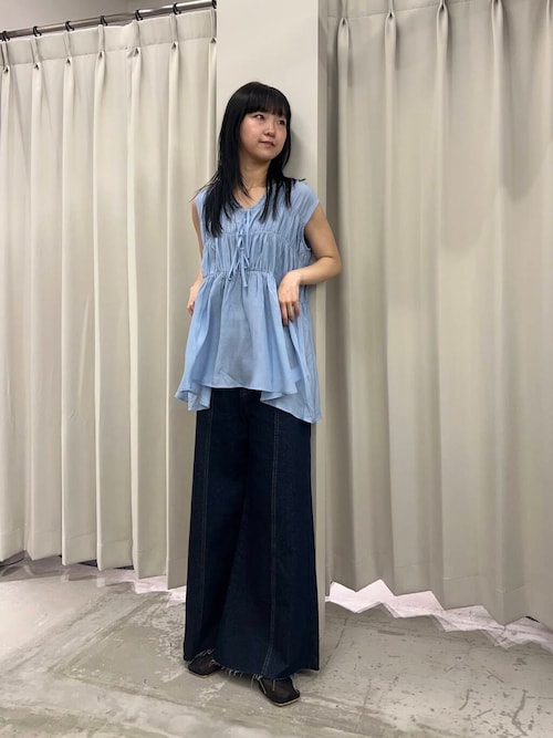 Tストラップメッシュサンダル