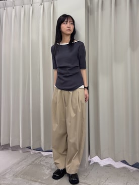 「SENSE OF PLACE by URBAN RESEARCH(センスオブプレイスバイアーバンリサーチ)の『洗濯可』レイヤードアシメセーター(ニット/セーター、グレー系)」を使った、カワグチさん(レディース・164cm)の春コーディネート