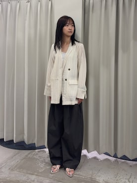 「SENSE OF PLACE by URBAN RESEARCH(センスオブプレイスバイアーバンリサーチ)の『接触冷感』シアーストライプテーラードジャケット(その他アウター、ホワイト系)」を使った、カワグチさん(レディース・164cm)の夏コーディネート