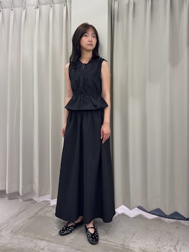 「SENSE OF PLACE by URBAN RESEARCH(センスオブプレイスバイアーバンリサーチ)のシャーリングギャザーセットワンピース(ワンピース、ブラック系)」を使った、カワグチさん(レディース・164cm)の夏コーディネート