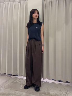 「SENSE OF PLACE by URBAN RESEARCH(センスオブプレイスバイアーバンリサーチ)の『洗濯可』リネンタッチクロップドセーター(ニット/セーター、ブルー系)」を使った、カワグチさん(レディース・164cm)の夏コーディネート