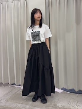 「SENSE OF PLACE by URBAN RESEARCH(センスオブプレイスバイアーバンリサーチ)のレースロゴTシャツ(Tシャツ/カットソー、ホワイト系)」を使った、カワグチさん(レディース・164cm)の春コーディネート