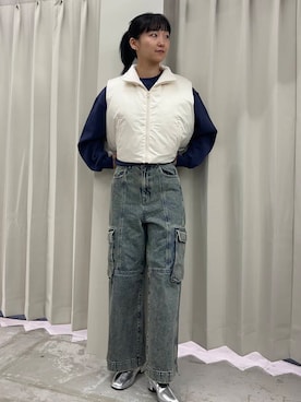 「アイテム（ダウンベスト）」を使った、カワグチさん（レディース・164cm）の秋コーディネート