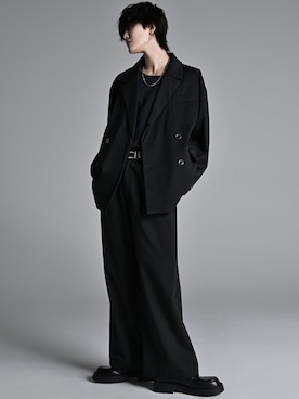 「アイテム（おもちゃ）」を使った、犬飼京 inukai keiさん（メンズ・183cm）の冬コーディネート