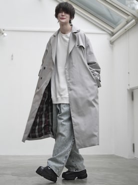 「秋トレンド2021」｜「アイテム（トレンチコート）」を使った、犬飼京 inukai keiさん（メンズ・183cm）の秋コーディネート