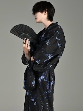 「ADRER（アドラー）のyukata 5 set / 浴衣 5点セット (浴衣・帯・下駄・扇子・巾着)（浴衣、ブラック系）」を使った、犬飼京 inukai keiさん（メンズ・183cm）の夏コーディネート