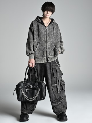 「welise（ウェライズ）の【welise × 犬飼京】 ケミカルオーバーダイ ヘビーウェイトスウェット ジップアップパーカー（パーカー）」を使った、犬飼京 inukai keiさん（メンズ・183cm）の秋コーディネート