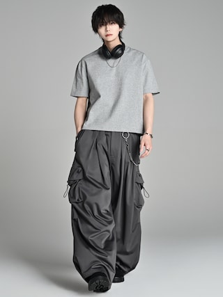 「ADRER(アドラー)のTHE BASIC TEE / Cool Touch × Sweat Proof / ザ ベーシック ティー / 接触冷感 × 汗シミ防止(Tシャツ/カットソー)」を使った、犬飼京 inukai keiさん(メンズ・183cm)の春コーディネート