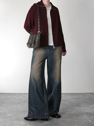 「ADRER（アドラー）のU neck compact silhouette long T ／ UネックコンパクトシルエットロンT（抗菌防臭機能）（Tシャツ/カットソー）」を使った、犬飼京 inukai keiさん（メンズ・183cm）の秋コーディネート