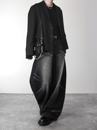 「ADRER(アドラー)のU neck compact silhouette long T / UネックコンパクトシルエットロンT(抗菌防臭機能)(Tシャツ/カットソー)」を使った、犬飼京 inukai keiさん(メンズ・183cm)の秋コーディネート