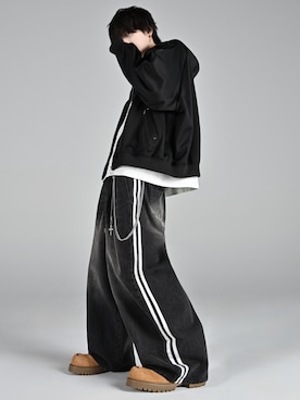 「アイテム（おもちゃ）」を使った、犬飼京 inukai keiさん（メンズ・183cm）の冬コーディネート