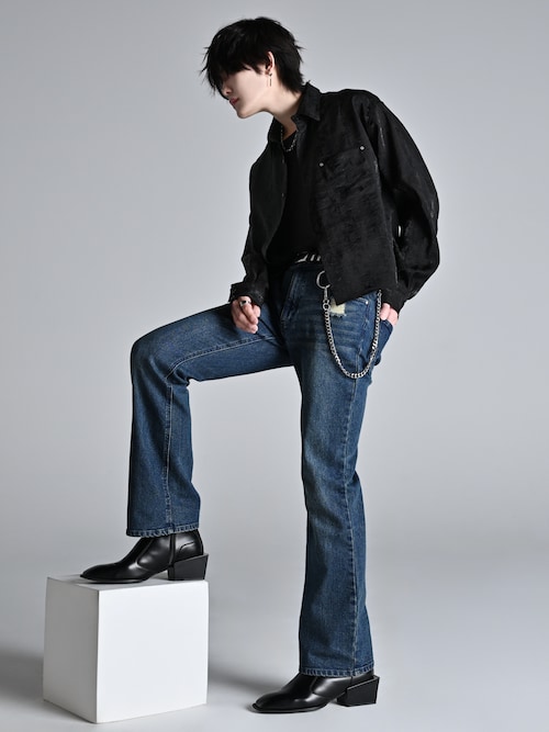 「ADRER(アドラー)の3way mesh / cotton combination layered tank top(タンクトップ)」を使った、犬飼京 inukai keiさん(メンズ・183cm)の冬コーディネート