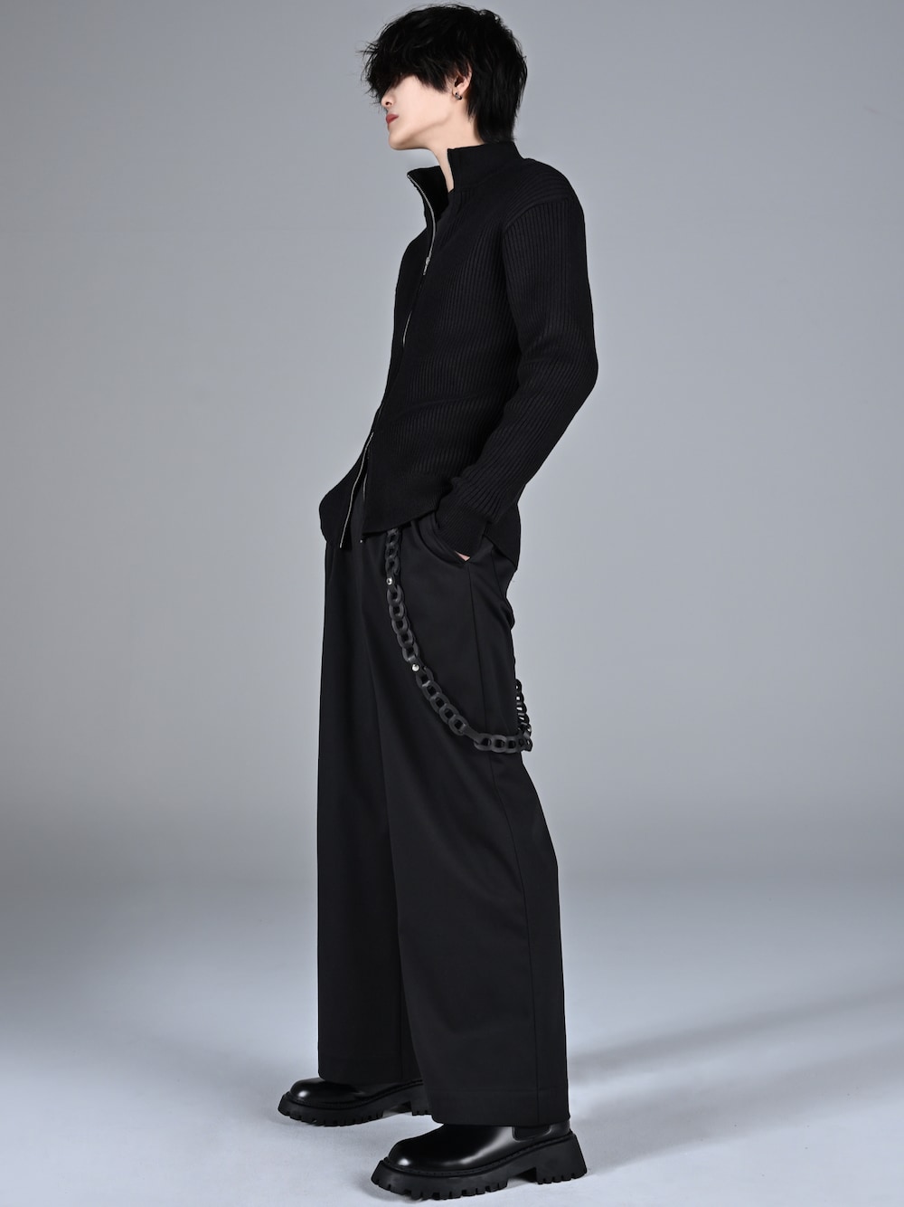 two tuck belt 'hakama' wide slacks（スラックス）｜ADRER
