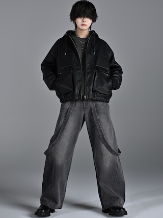 「ADRER(アドラー)のheavy weight damage logo draw code sweat / ヘビーウェイトダメージロゴドローコードスウェット(スウェット)」を使った、犬飼京 inukai keiさん(メンズ・183cm)の春コーディネート