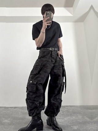 「ADRER（アドラー）のparachute cargo pants / パラシュートカーゴパンツ（カーゴパンツ）」を使った、犬飼京 inukai keiさん（メンズ・183cm）の春コーディネート