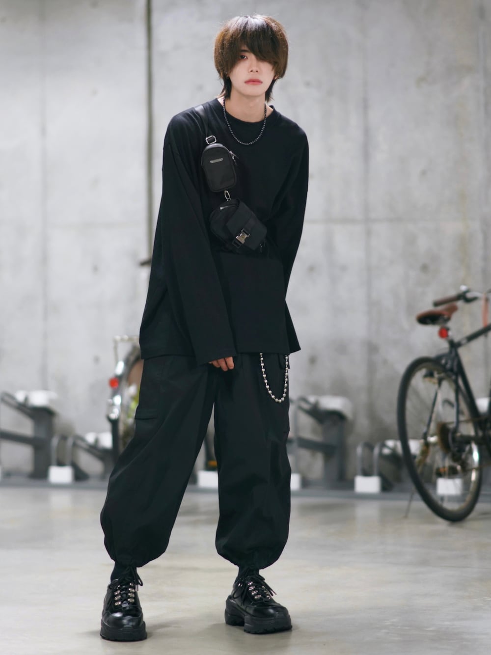 犬飼京 inukai kei｜ADRERのTシャツ/カットソーを使ったコーディネート