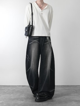 「ADRER（アドラー）のShort Length Hook long-T / ショートレングス フック ロングT（Tシャツ/カットソー、ホワイト系）」を使った、犬飼京 inukai keiさん（メンズ・183cm）の夏コーディネート
