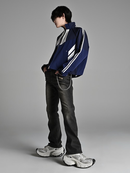 「ADRER（アドラー）のThe Nylon Jacket / ザ・ナイロンジャケット（ナイロンジャケット）」を使った、犬飼京 inukai keiさん（メンズ・183cm）の冬コーディネート