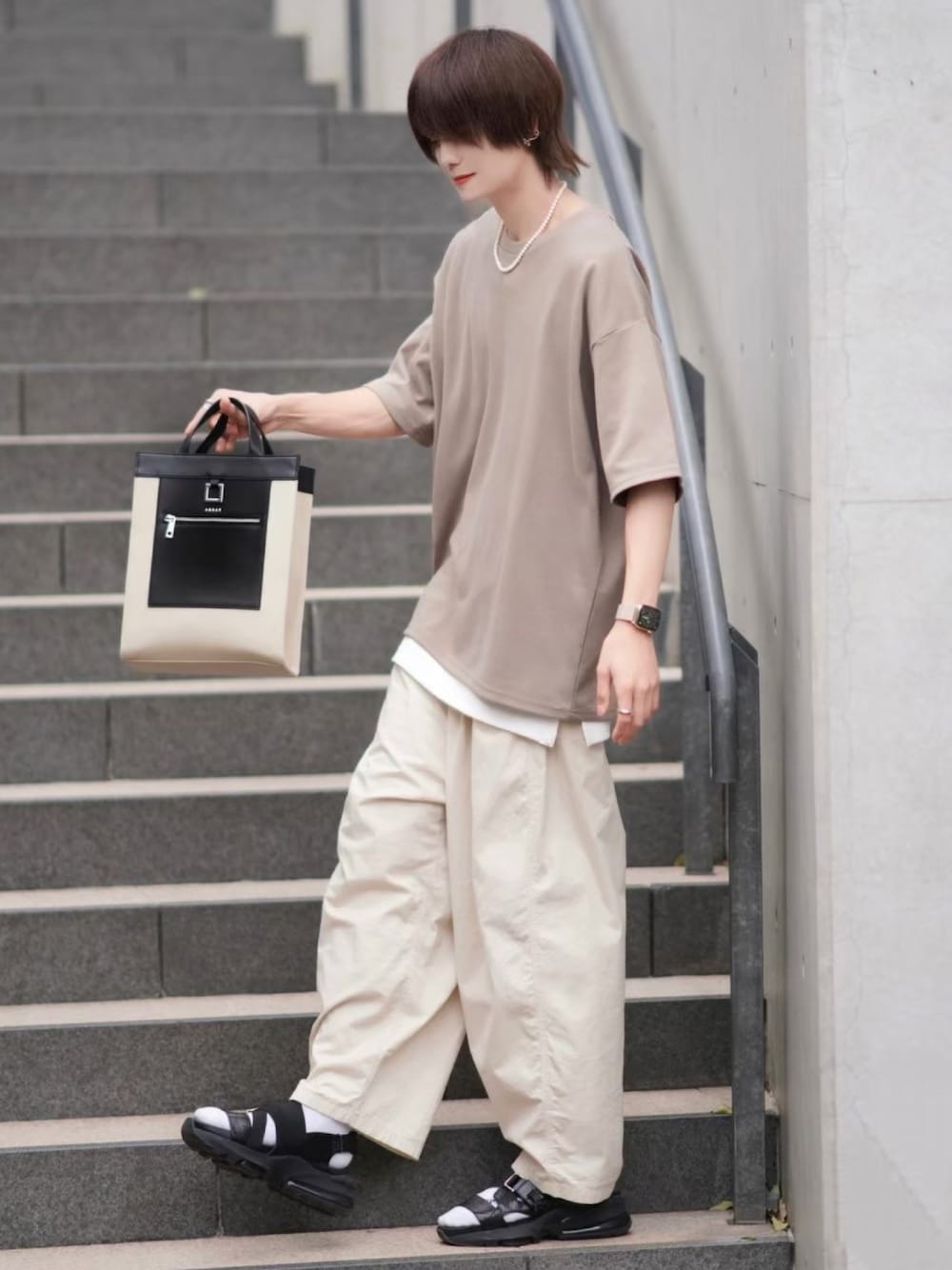犬飼京 inukai kei｜ADRERのTシャツ/カットソーを使った