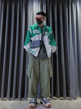 「SMGのアイテム（パンツ）」を使った、Chenさん（メンズ・174cm）の秋コーディネート