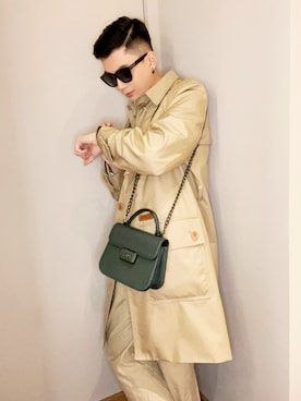 「COACH」｜「アイテム（トレンチコート）」を使った、Chenさん（メンズ・174cm）の夏コーディネート
