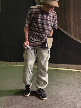 「AlexanderLeeChang（アレキサンダーリーチャン）のアイテム（パンツ）」を使った、くっきーさん（メンズ・171cm）の春コーディネート