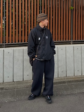 「SALOMON（サロモン）のSALOMON/サロモン/XT-6 L41086600（スニーカー、ブラック系）」を使った、taigaさん（メンズ・165cm）の夏コーディネート