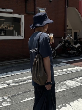 「cabaret poval（キャバレーポバール）のアイテム（Tシャツ/カットソー、グリーン系）」を使った、taigaさん（メンズ・165cm）の夏コーディネート