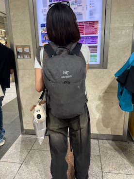 「アイテム（バックパック/リュック）」を使った、r27さん（レディース・160cm）の秋コーディネート