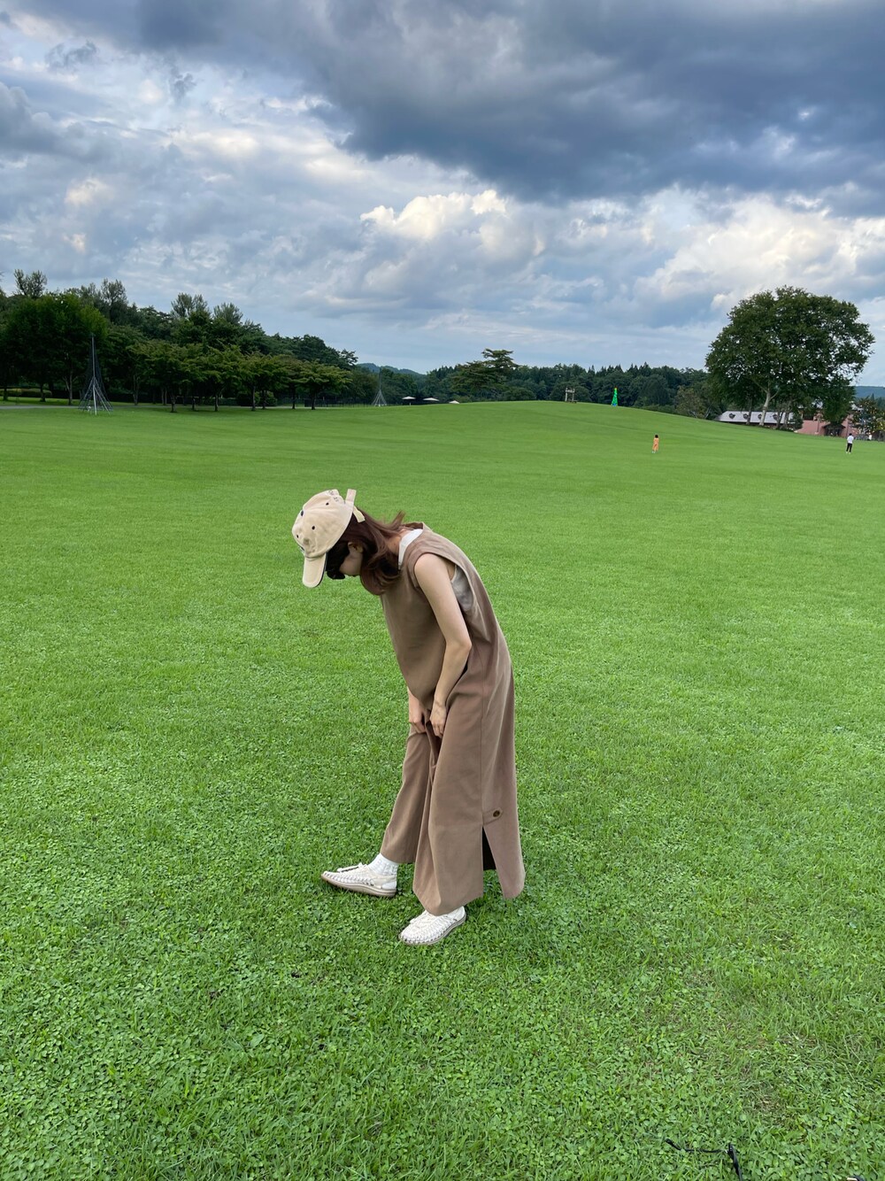 「KEENの[ KEEN ] womens UNEEK サンダル（サンダル、ホワイト系）」を使った、れおさん（レディース・153cm）の夏コーディネートの1枚目の写真
