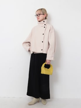 「ベロアスカート」｜「アイテム（その他アウター）」を使った、スズノさん（レディース・162cm）の秋コーディネート