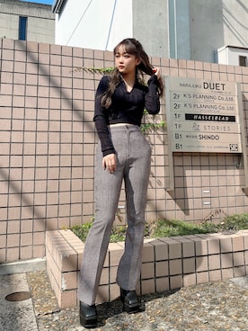 「リブニット」｜「アイテム（その他トップス）」を使った、TSUBASAさん（レディース・154cm）の秋コーディネート